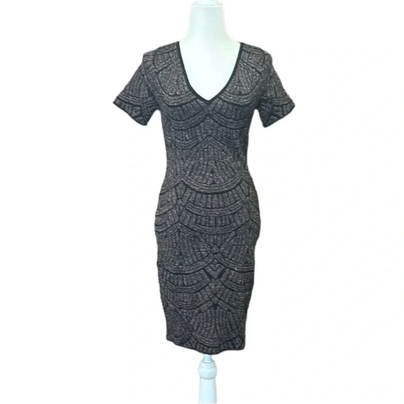 John + Jenn Metallic V-Neck Cocktail Mini Dress Black Size Medium - Picture 4 of 10